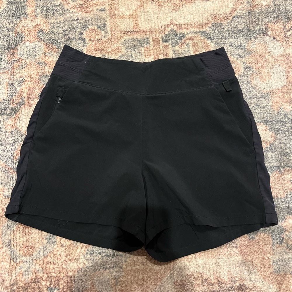 Athleta Women's Black Athletic Shorts